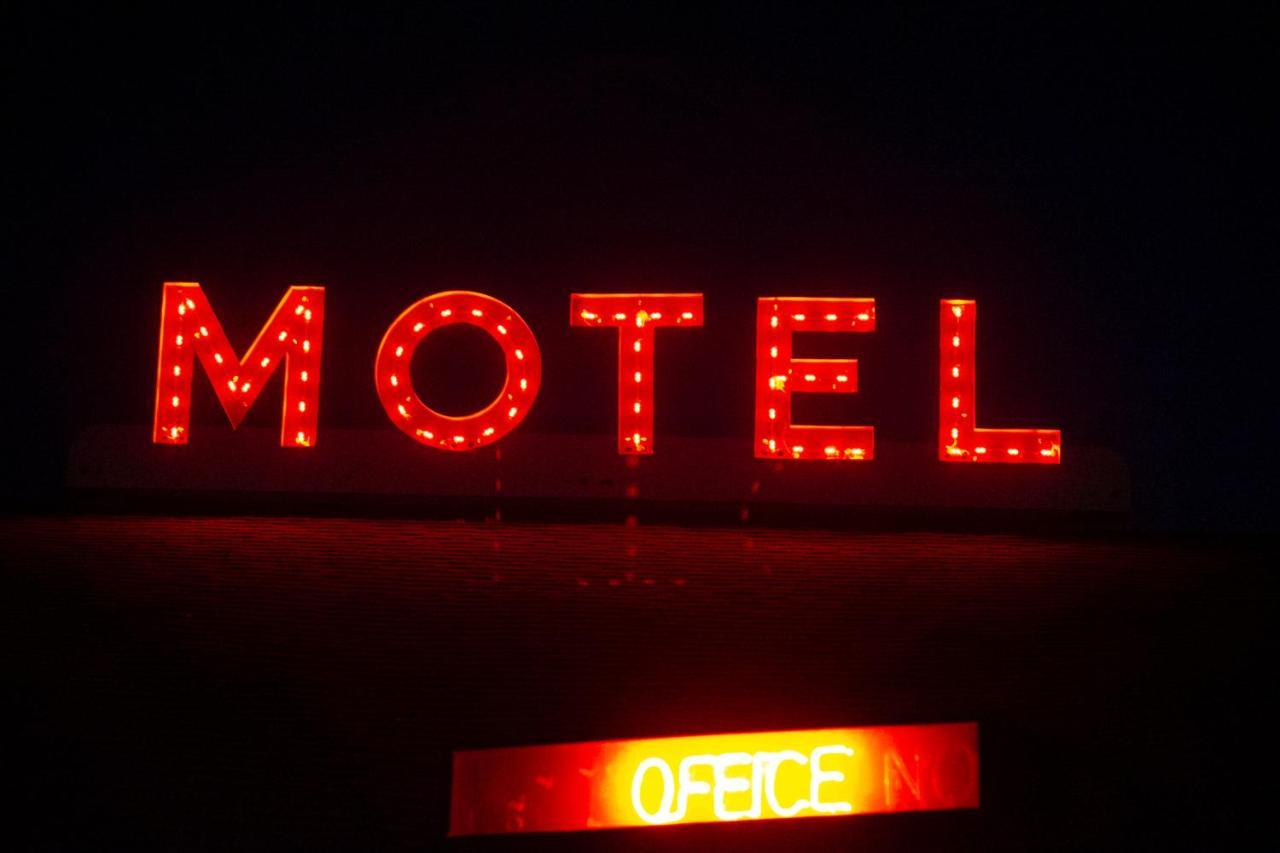 Artos Motel Harvey Εξωτερικό φωτογραφία